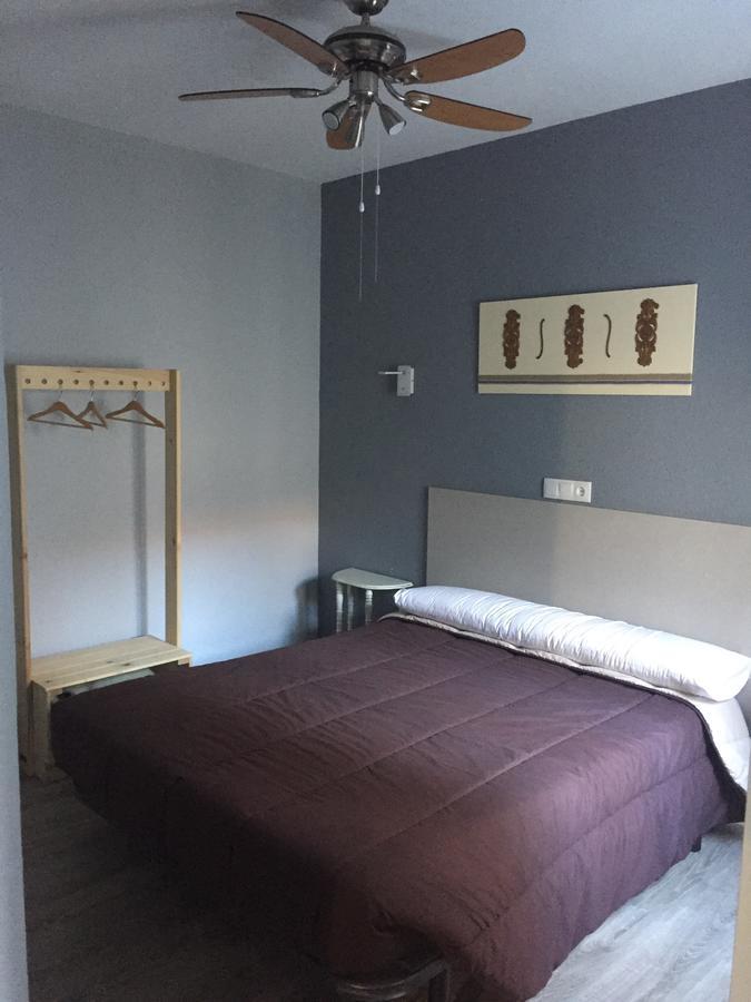 Hostal Rosales Aranda de Duero Ngoại thất bức ảnh